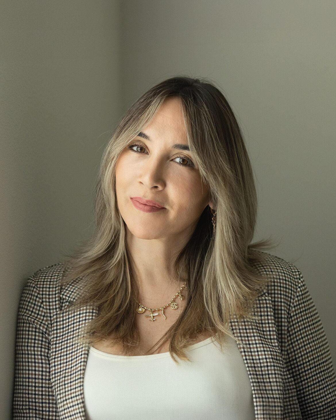 Elizabeth Aquino: La mirada argentina que narra historias desde el lente