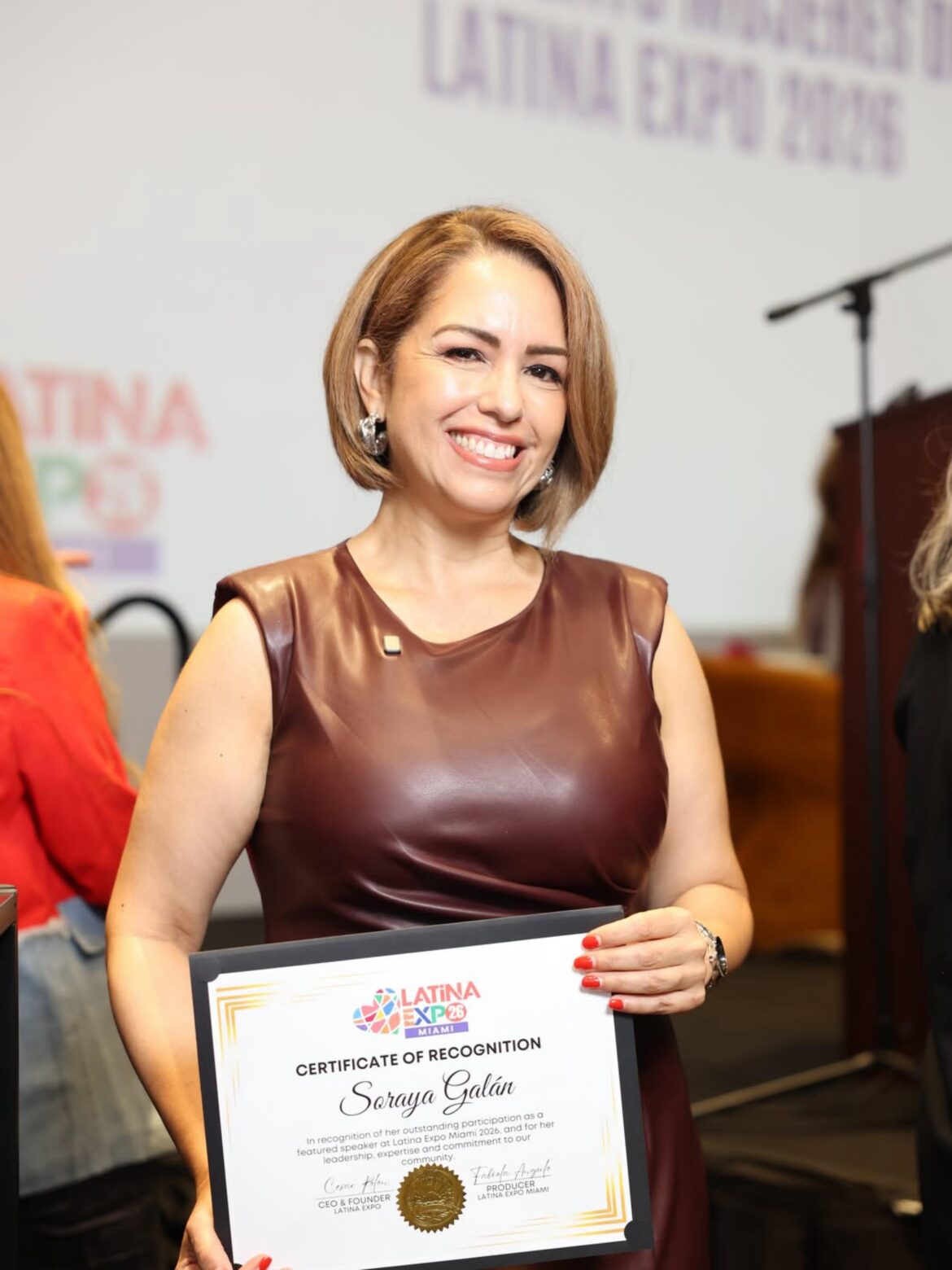 SORAYA GALÁN IMPACTA EN LATINA EXPO MIAMI 2026 CON UN MENSAJE SOBRE VISIBILIDAD, AUTORIDAD E INFLUENCIA